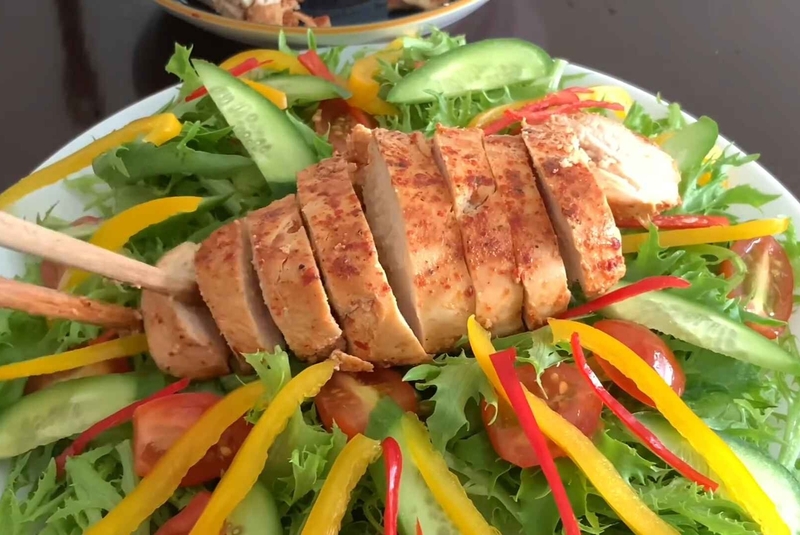 salad ức gà hình 9
