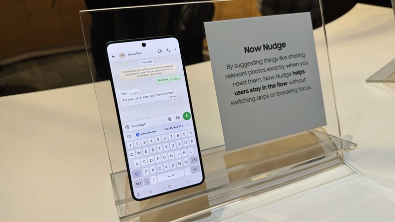 samsung-dua-ai-chu-dong-len-galaxy-s26-voi-now-nudge-202256-1.jpg