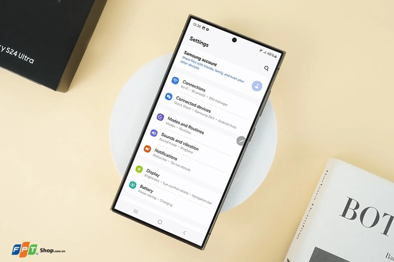 Samsung Galaxy S26 Plus và S24 Ultra 9