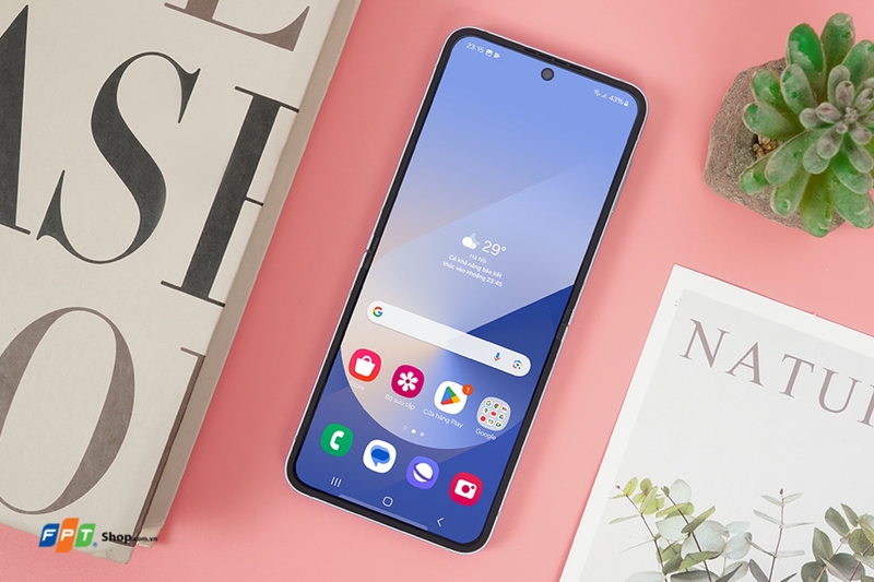 Valentine 2025 nên mua Smartphone nào tặng người yêu - ảnh 7