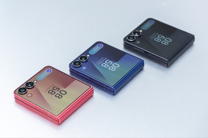 Galaxy Z Flip7 8