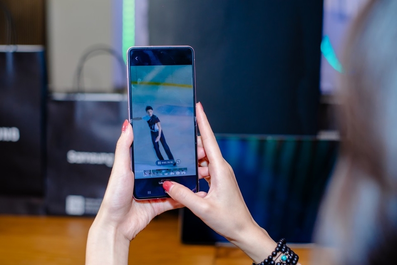 Samsung Galaxy Z Flip 8 14