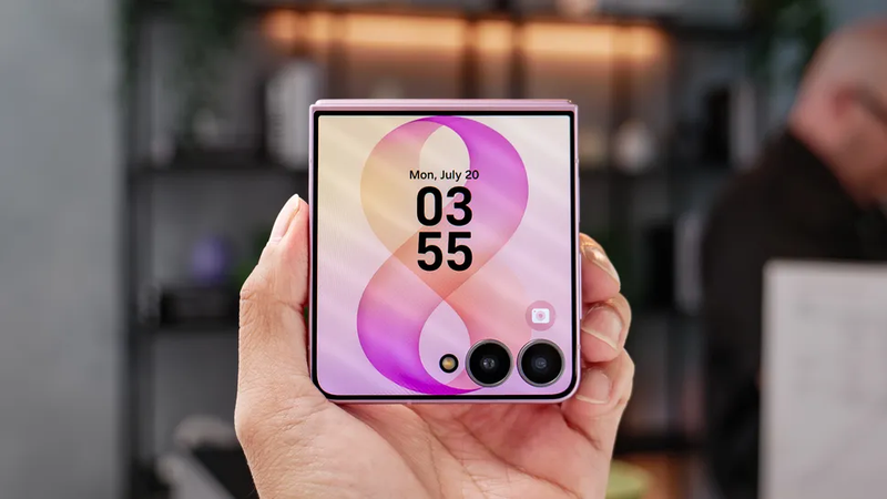 Samsung Galaxy Z Flip 8 giá bao nhiêu 4