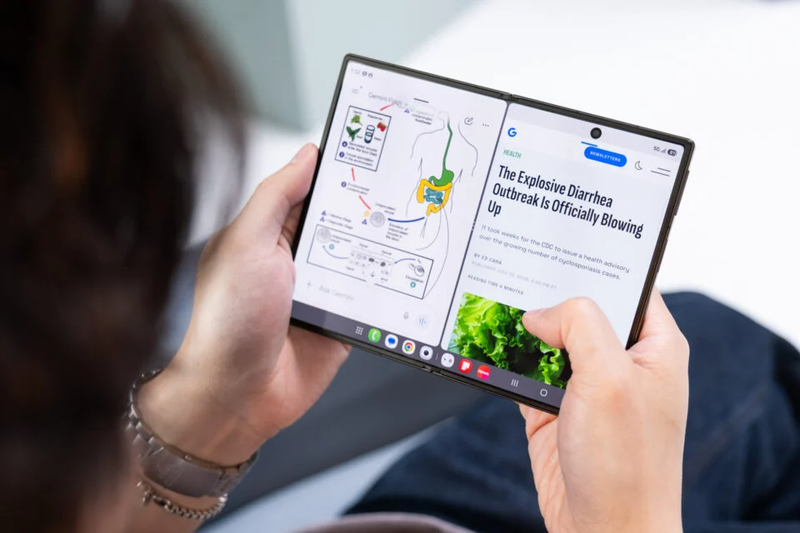 Samsung Galaxy Z Fold 8 giá bao nhiêu 4