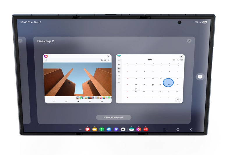 Samsung Galaxy Z TriFold 10