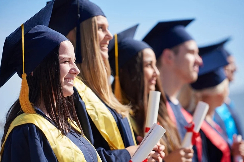 Scholarship là gì 9