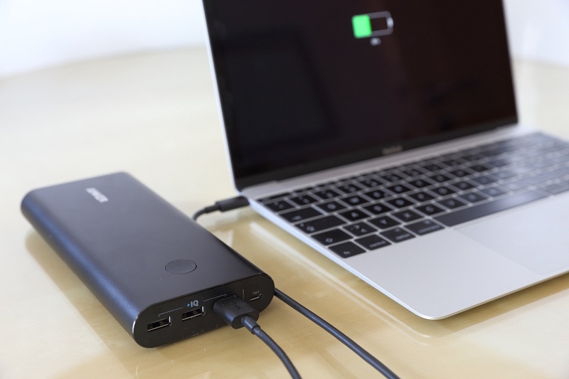 Tiêu chí chọn mua sạc dự phòng cho MacBook