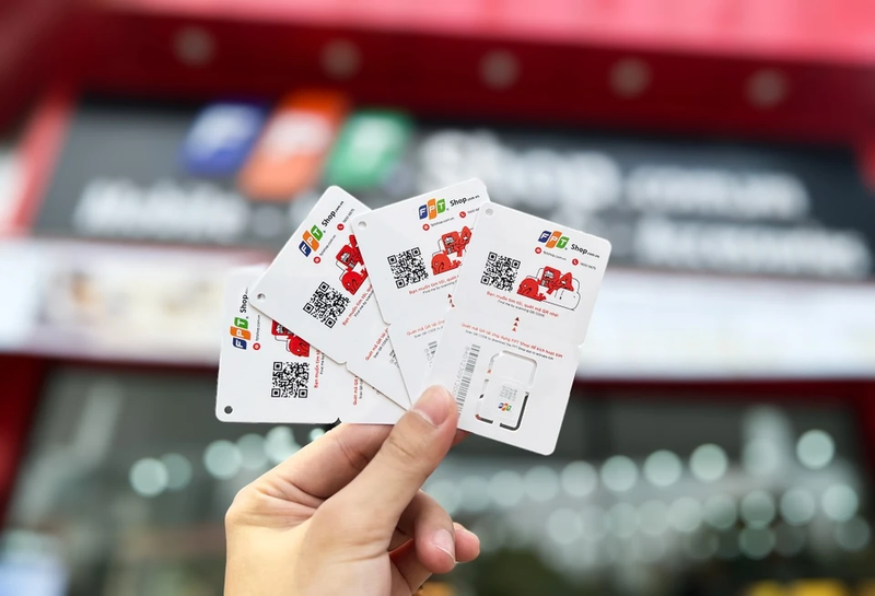 Mua SIM vào mạng 1 năm tại FPT Shop