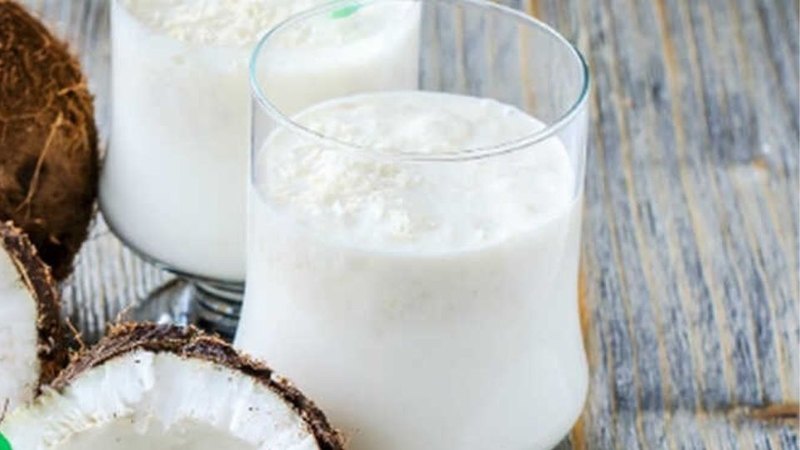 Sinh tố dừa sáp 3