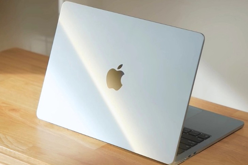 Sinh viên IT cần laptop cấu hình gì 10