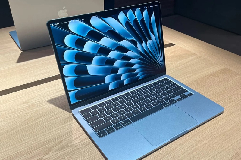 Sinh viên IT cần laptop cấu hình gì 8