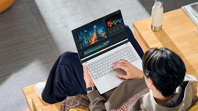 Sinh viên nên cân nhắc nhiều tiêu chí khi chọn laptop phù hợp