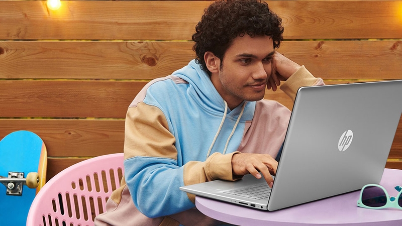 Chọn laptop có cấu hình phù hợp với nhu cầu học tập