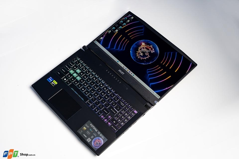 Sinh viên nên mua MSI Katana nào - 08