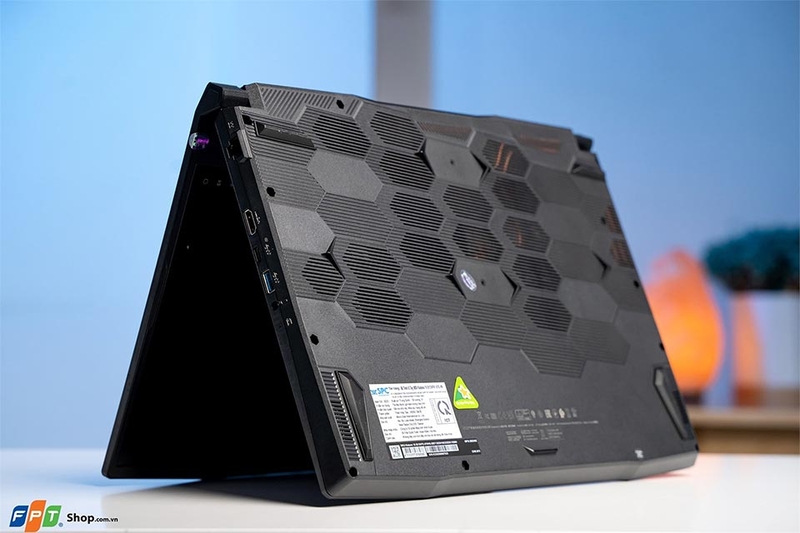 Sinh viên nên mua MSI Katana nào - 04