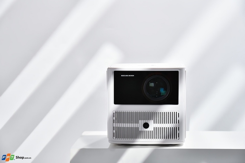 Máy chiếu Beecube Xtreme II/FullHD1080p/850ANSI/Android TV