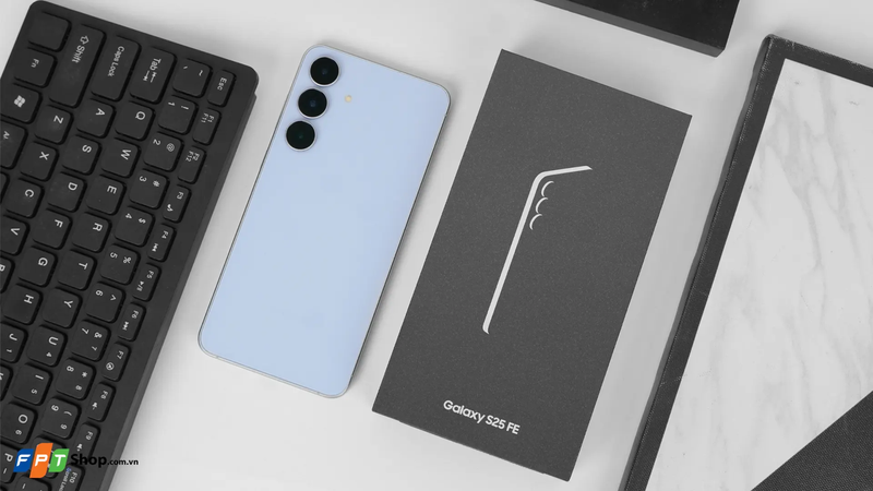 Smartphone có camera hỗ trợ chống rung - Samsung Galaxy S25 FE 5G