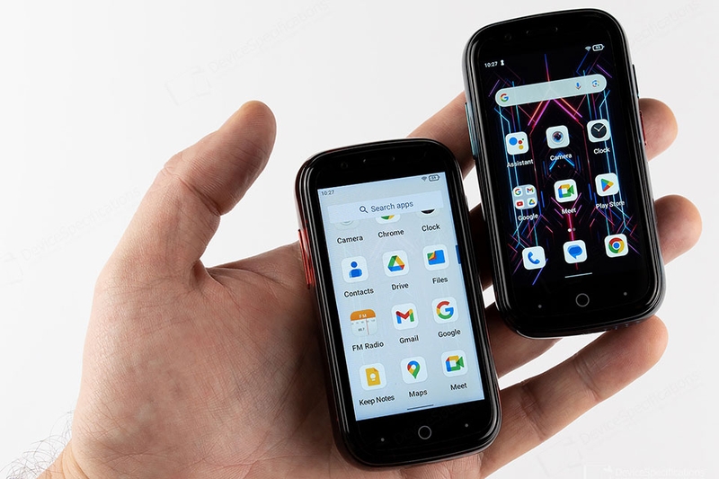 Smartphone màn hình tí hon - 03