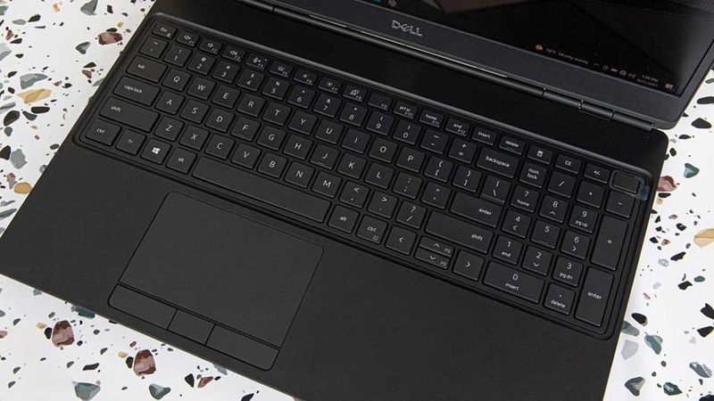 So sánh Dell 7550 và 7560 - 06