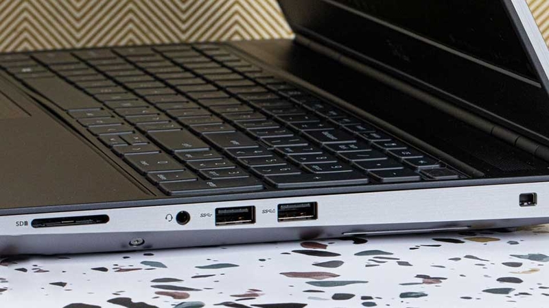 So sánh Dell 7550 và 7560 - 07
