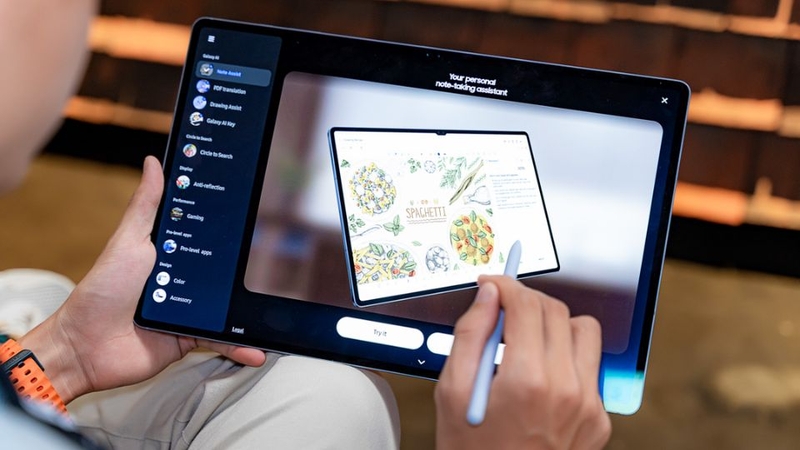 So sánh&nbsp;Galaxy Tab S10 Ultra và Galaxy Tab S9 Ultra 3