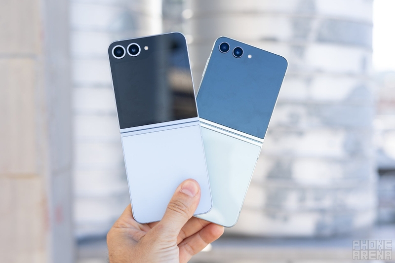 So sánh Samsung Galaxy Z Flip5 và Galaxy Z Flip6 (ảnh 3)