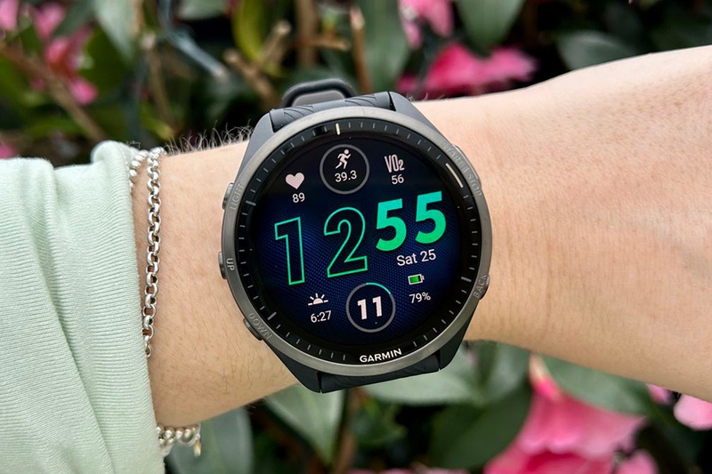 So sánh Garmin 965 và Epix Gen 2 - 06