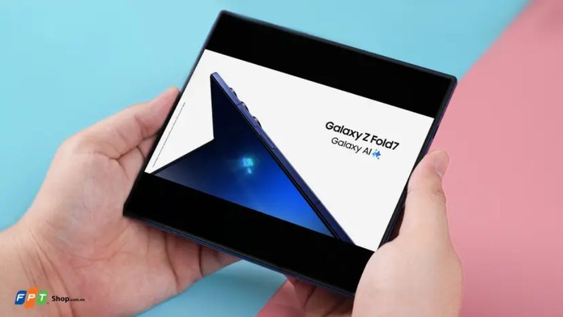 so sánh HONOR Magic V5 vs Samsung Galaxy Z Fold7 3