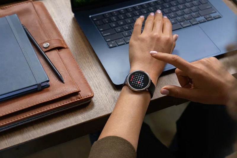 so sánh Huawei Band 10 và Amazfit Active 2 7.png