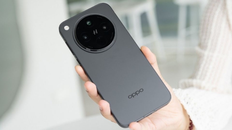 So sánh OPPO Find X8 và vivo X200 1