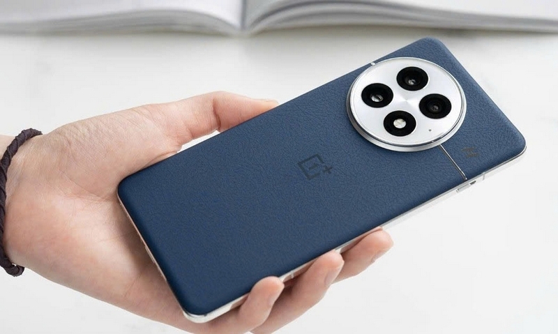 so sánh OnePlus 13 và iQOO 13 ảnh 1