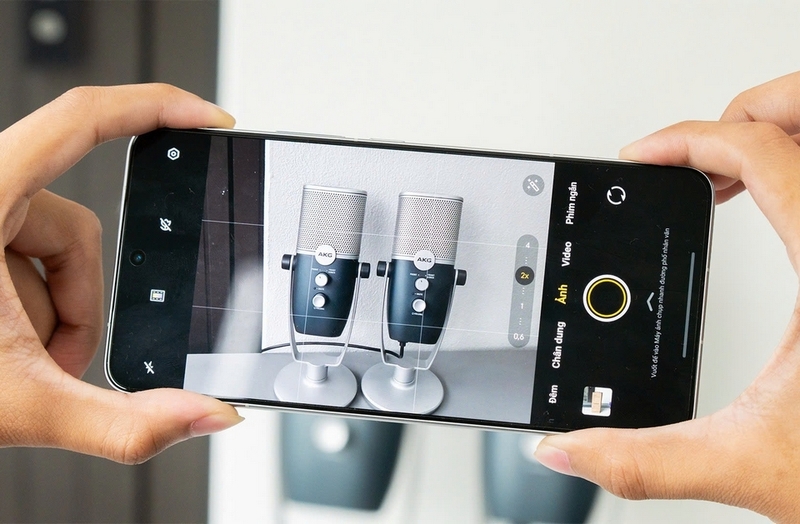 so sánh OnePlus 13 và iQOO 13 ảnh 4