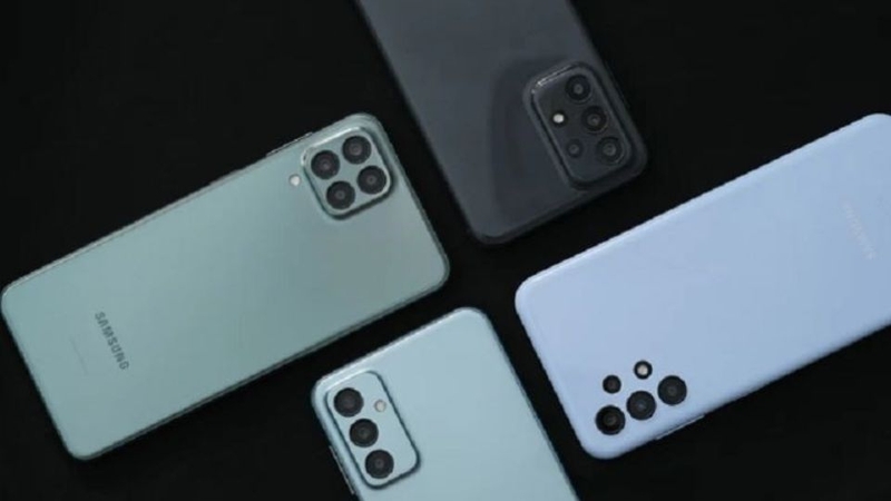 so sánh Samsung Galaxy A và M 2