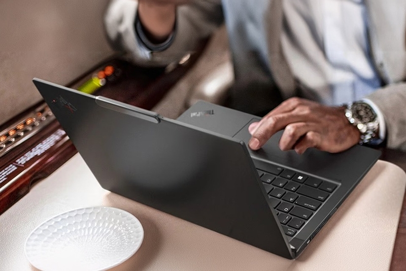 x1 carbon và zenbook - hình 9