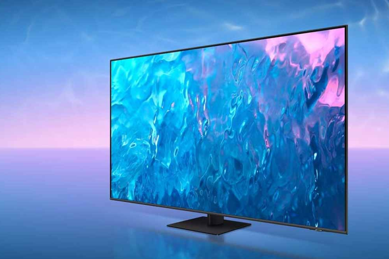 So s&aacute;nh Tivi Samsung QLED v&agrave; 4K LED (1)