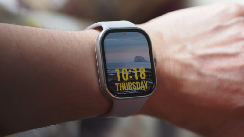 so sánh Amazfit Bip 6 và Redmi Watch 5 9