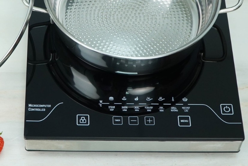 So s&aacute;nh bếp từ Bosch v&agrave; Chefs - h&igrave;nh 7