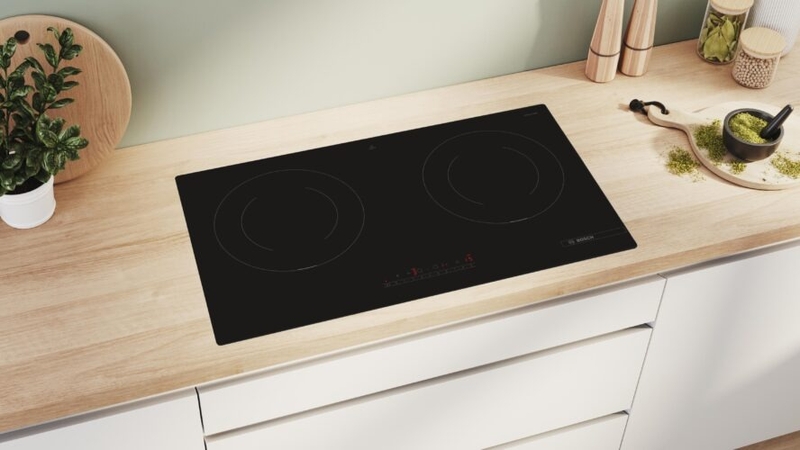 so sánh bếp từ Bosch và Junger 3