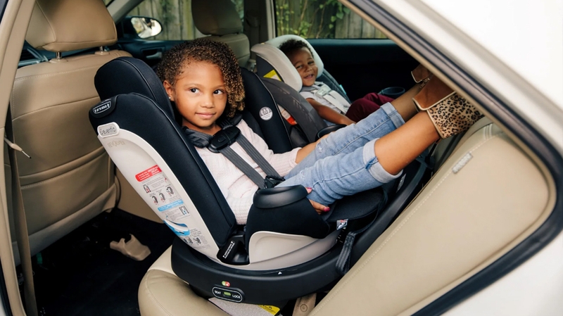 Ghế ô tô đối hướng