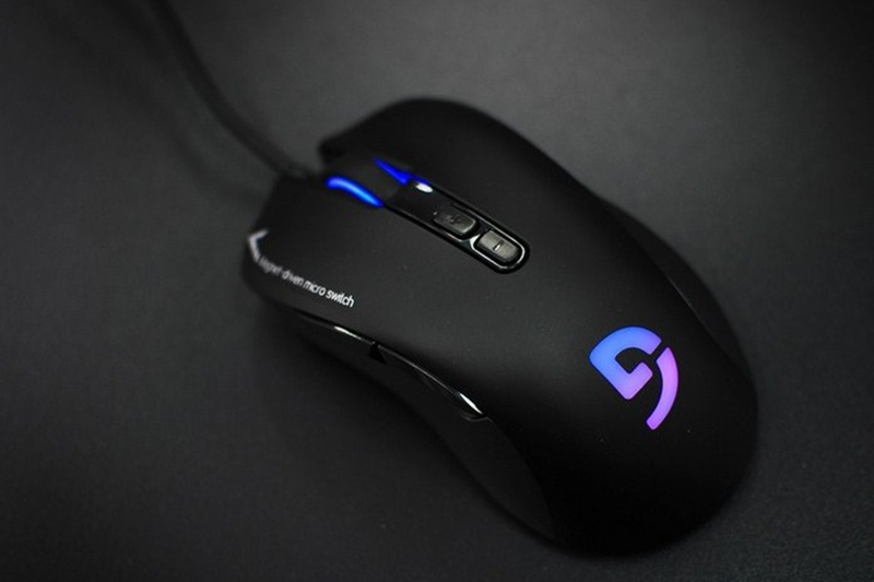 So sánh chuột Fuhlen G90 và Logitech G102 12