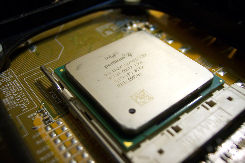 so sánh cpu celeron và pentium 5.png