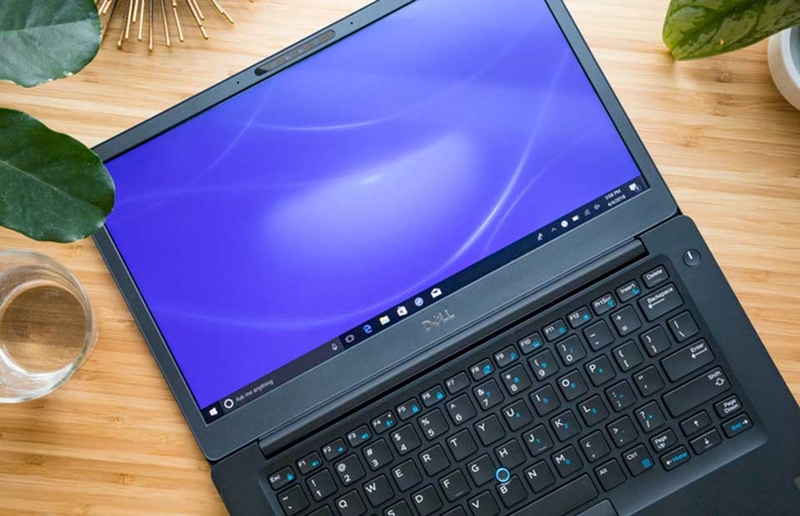 So sánh Dell 7390 và 7490 - 01