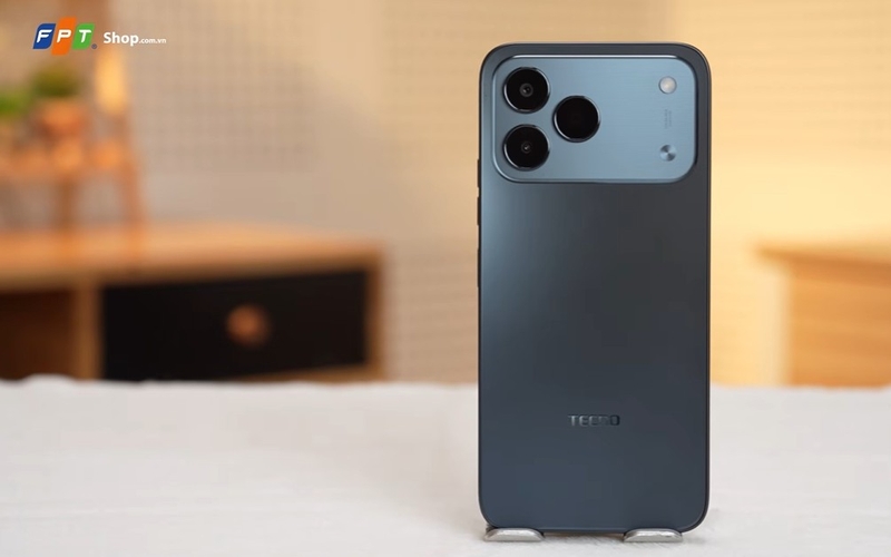 So sánh Galaxy A08 và Tecno Spark 50 4 GB - hình 2