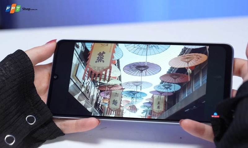 So sánh Galaxy A08 và Tecno Spark 50 4 GB - hình 4
