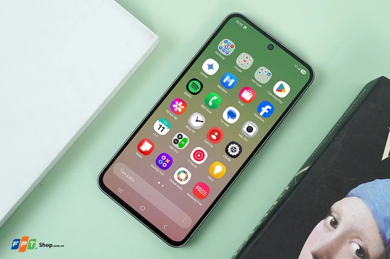 So sánh Galaxy A56 và Galaxy S24 FE hình 4