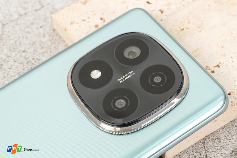 So sánh Galaxy M56 và Redmi Note 14 Pro Plus 9