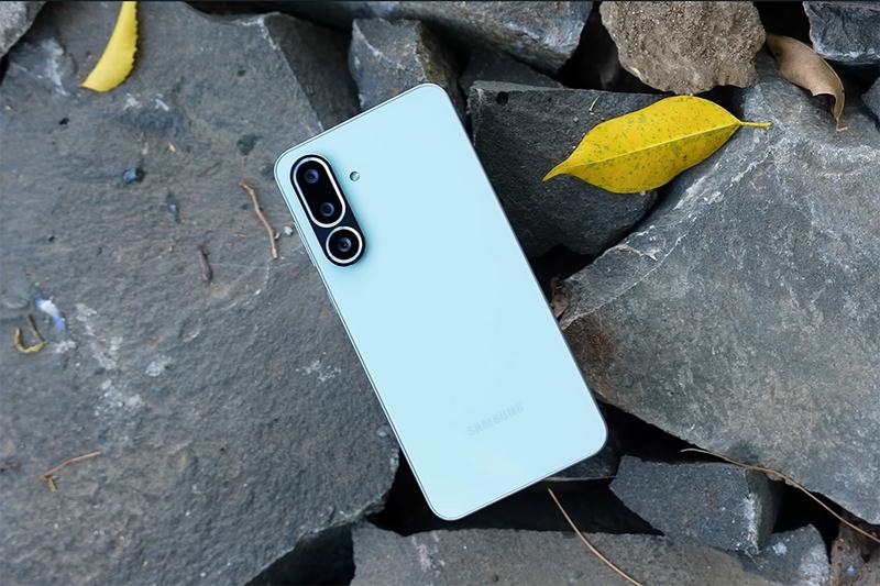 So sánh Galaxy M56 và Redmi Note 14 Pro Plus 5