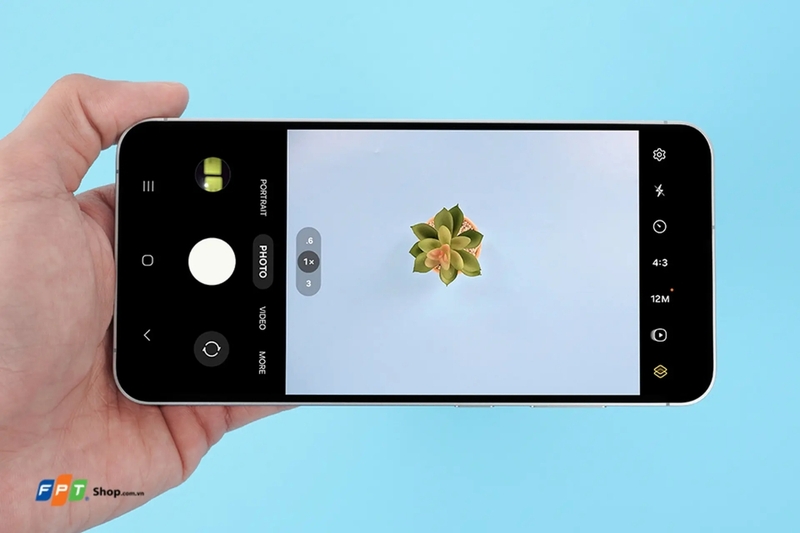 So sánh Galaxy S24 FE và Galaxy A55 hình 7
