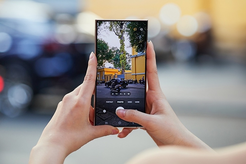 So sánh Galaxy S24 Ultra và Xiaomi 14 Ultra 5