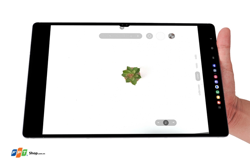 so sanh galaxy tab s10 ultra va ipad pro m4 ve camera